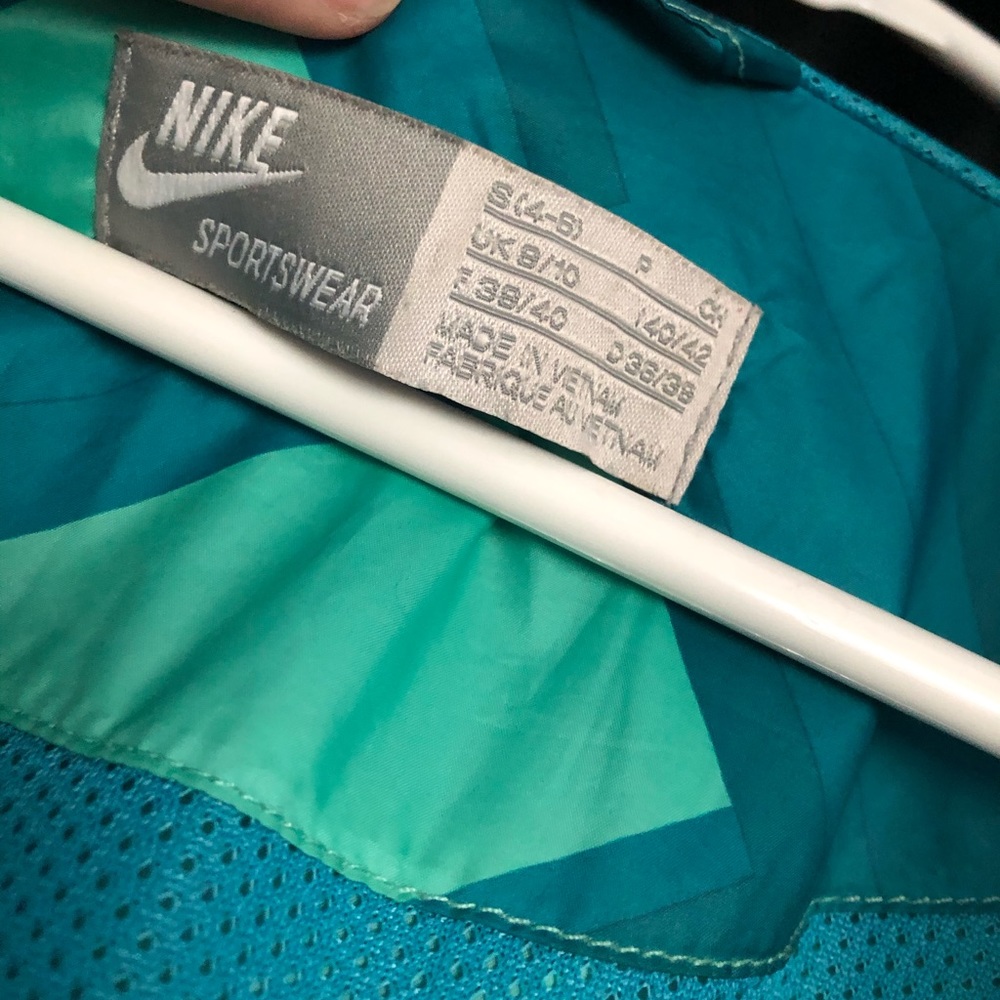 Nike running jacket - Picture 5 of 5